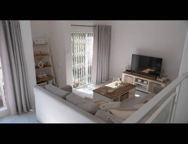 2 BEDROOM PROPERTY TO RENT IN BASSONIA